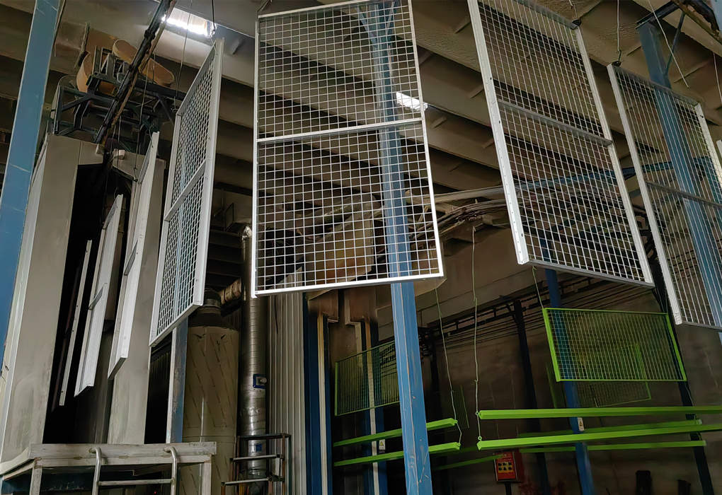Galvanized Mesh Padel Court